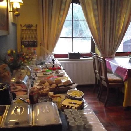 ミッテンヴァルデ Waldschloesschen Bed & Breakfast エクステリア 写真