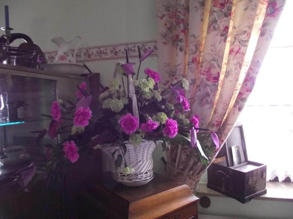 ミッテンヴァルデ Waldschloesschen Bed & Breakfast 部屋 写真